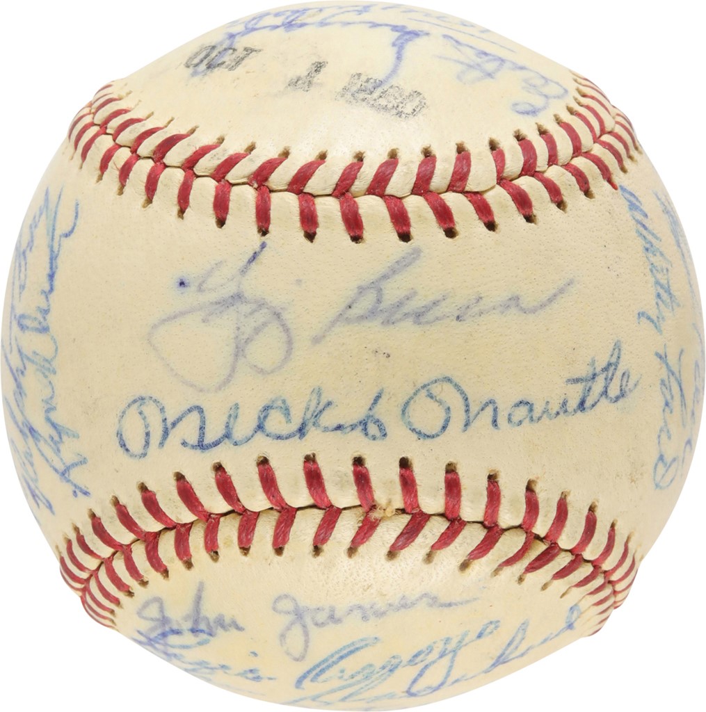 Baseball Autographs - 1960 New York Yankees AL Champions Team-Signed Baseball w/Maris