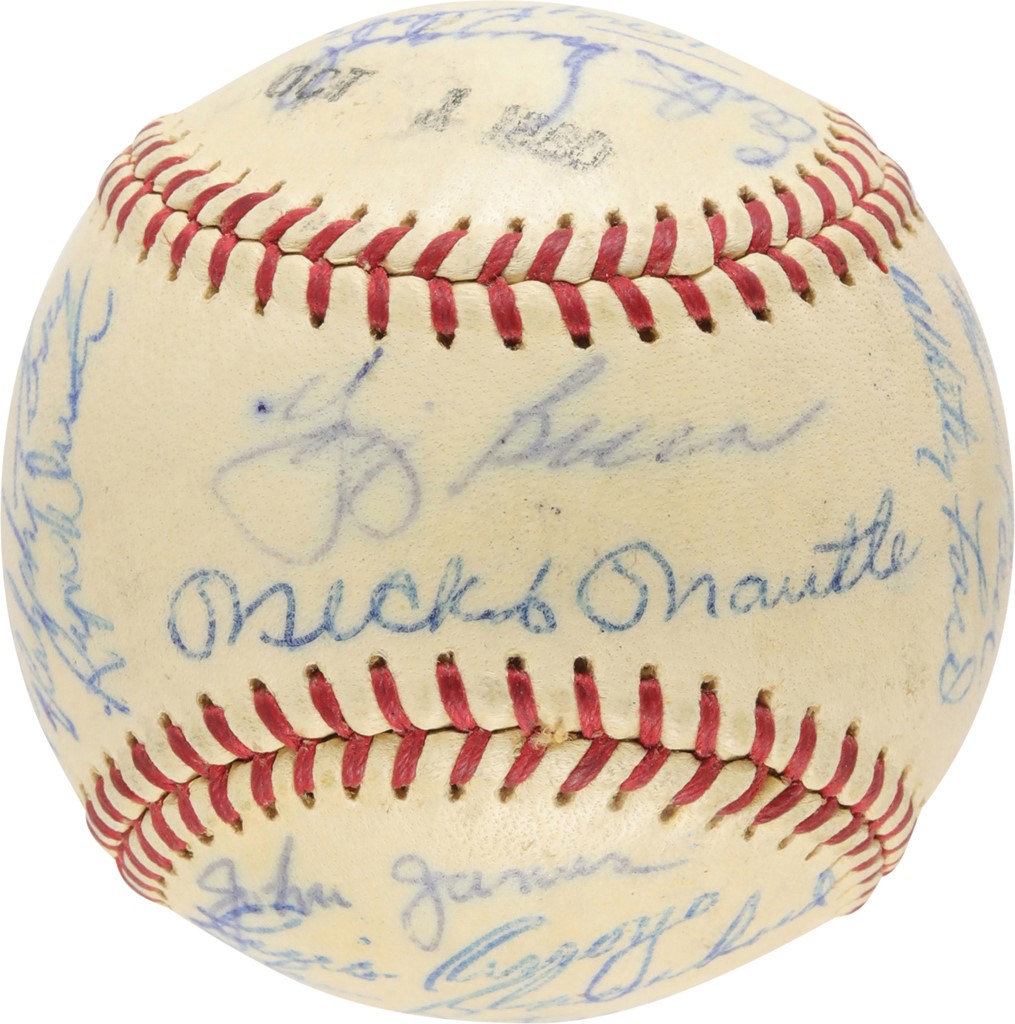 - 1960 New York Yankees AL Champions Team-Signed Baseball w/Maris