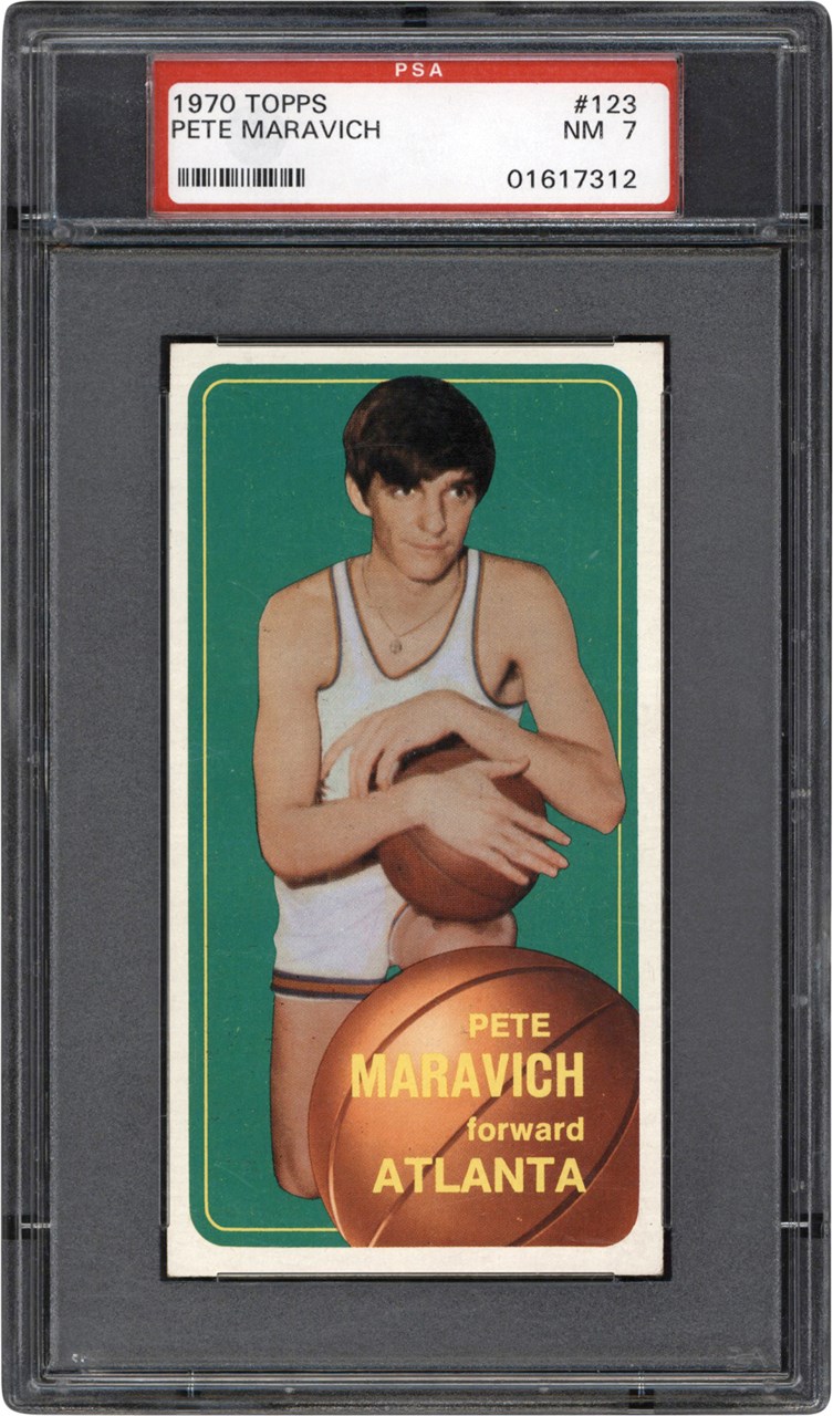 Basketball Cards - 1970-1971 Topps Basketball #123 Pete Maravich Rookie Card PSA NM 7