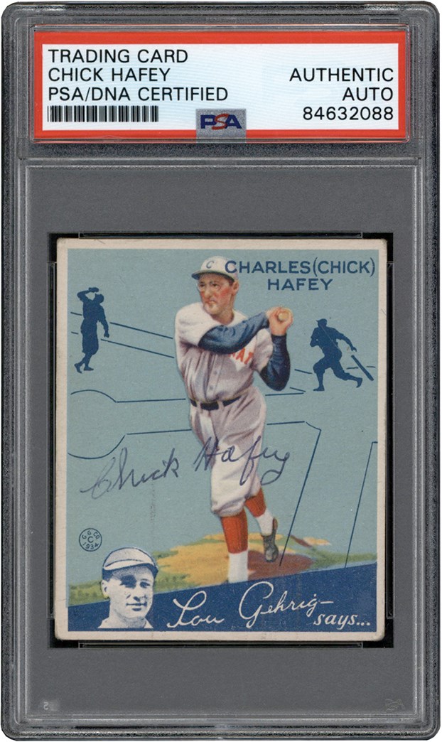 - 934 R320 Goudey #34 Chick Hafey Signed Card (PSA)
