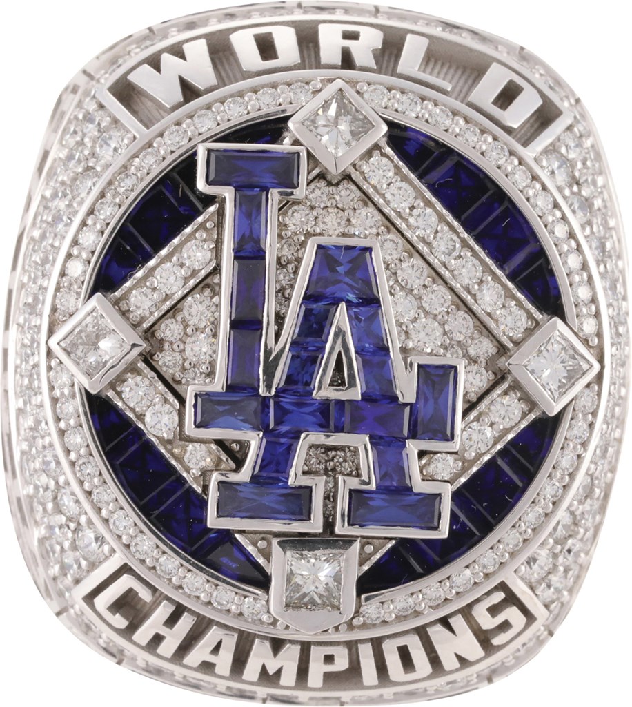 - 2020 Los Angeles Dodgers World Series Championship Ring Same Size As The Players Ring with Box 84 Grams (Dodgers LOA)