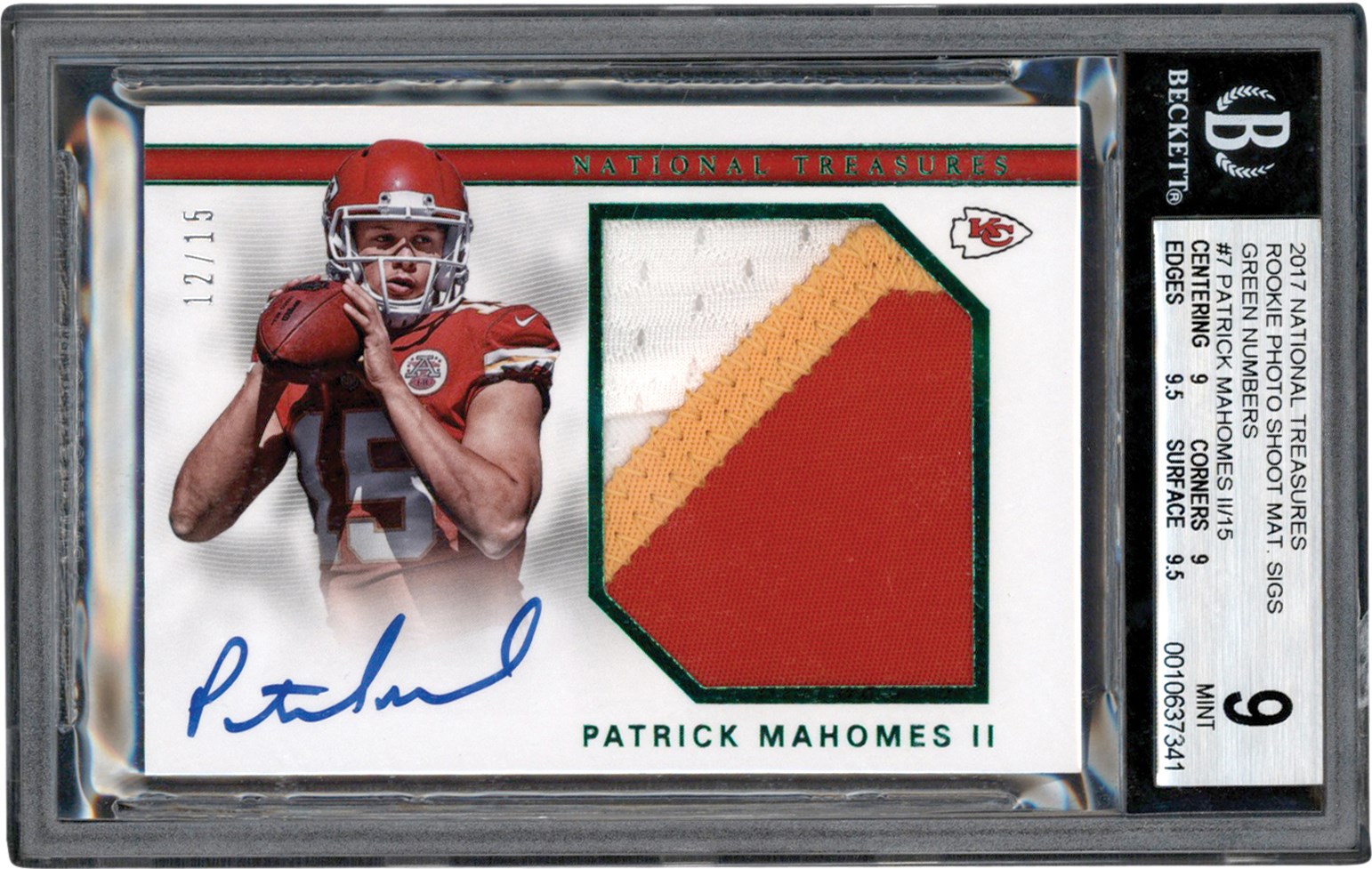 - 2017 National Treasures Football Rookie Photo Shoot Material Signatures Green Numbers #7 Patrick Mahomes RPA Card #12/15 BGS MINT 9 Auto 10