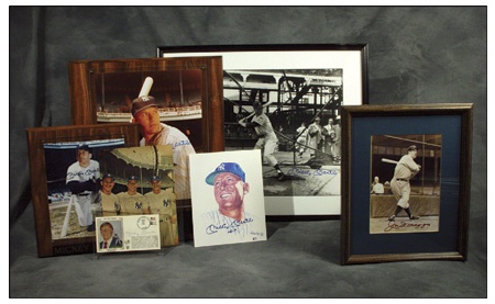 NY Yankees, Giants & Mets - Mickey Mantle Autographed Lot (6) with Joe DiMaggio Signed Photograph