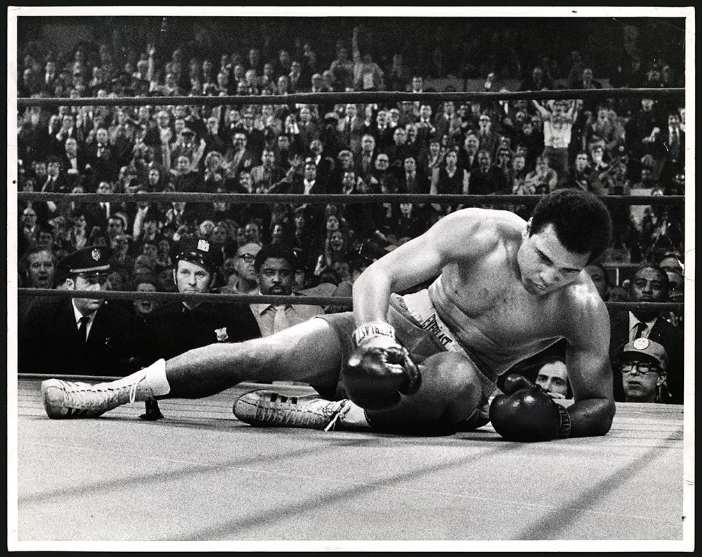 - 1971 Muhammad Ali Gets Knocked Down by Joe  Frazier PSA/DNA Type I Photo