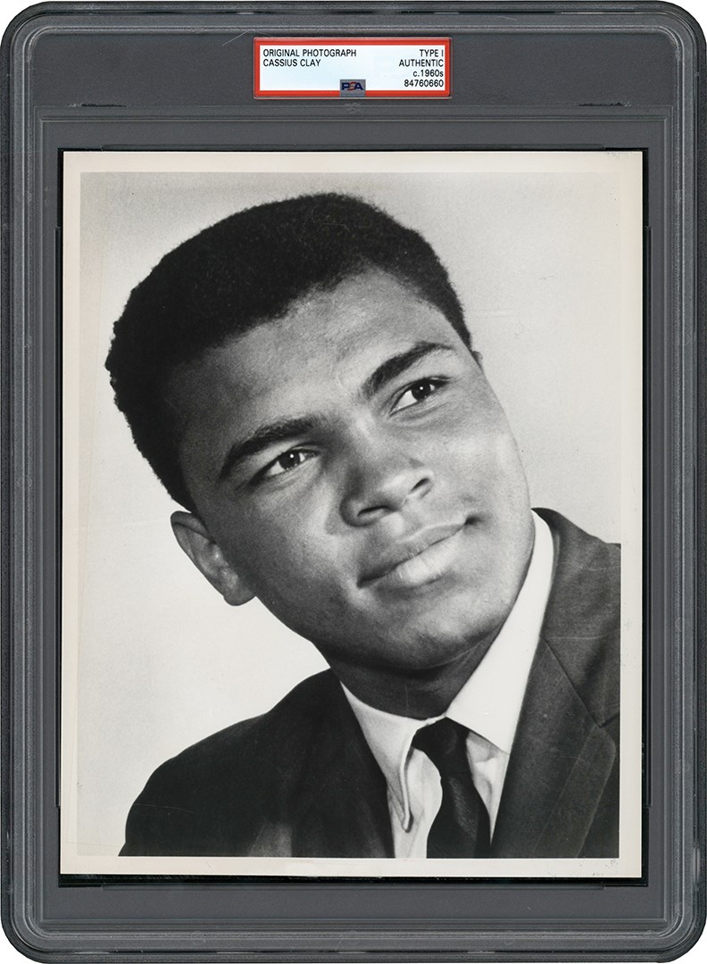 - Stunning 1960 Cassius Clay Photo (PSA Type I)