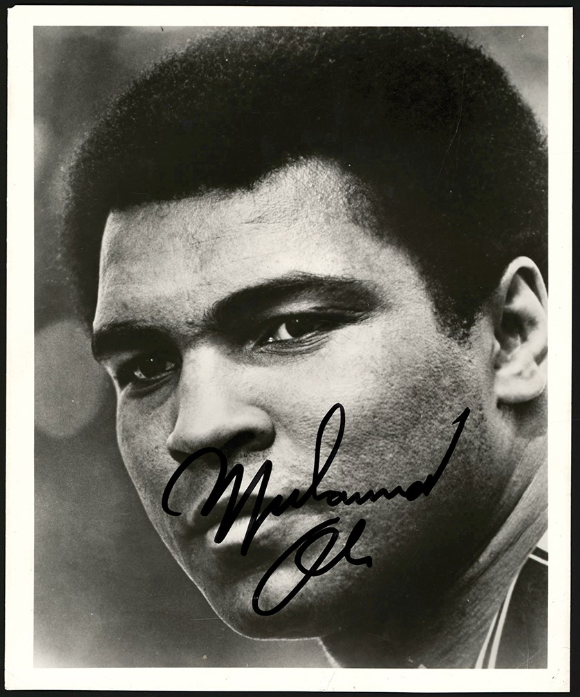 - Signed 1970s Muhammad Ali Photograph (PSA Type I & PSA Auto)