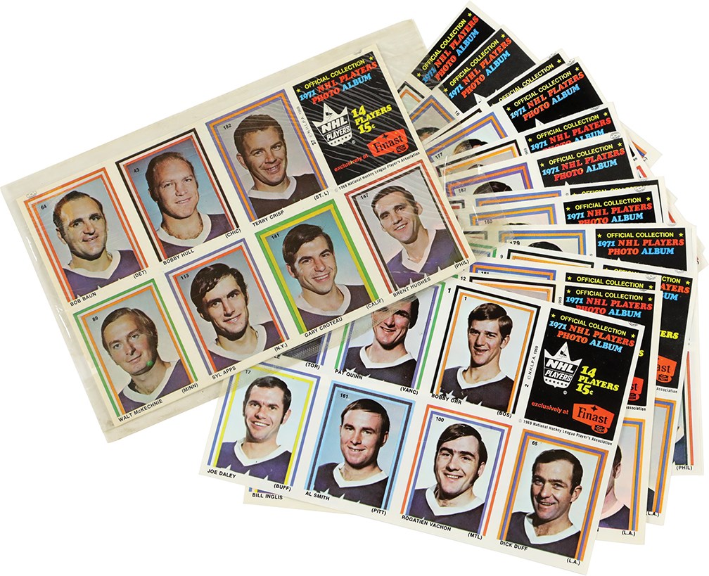 - 1970-1971 Finast NHL Hockey Sticker Stamps (133)