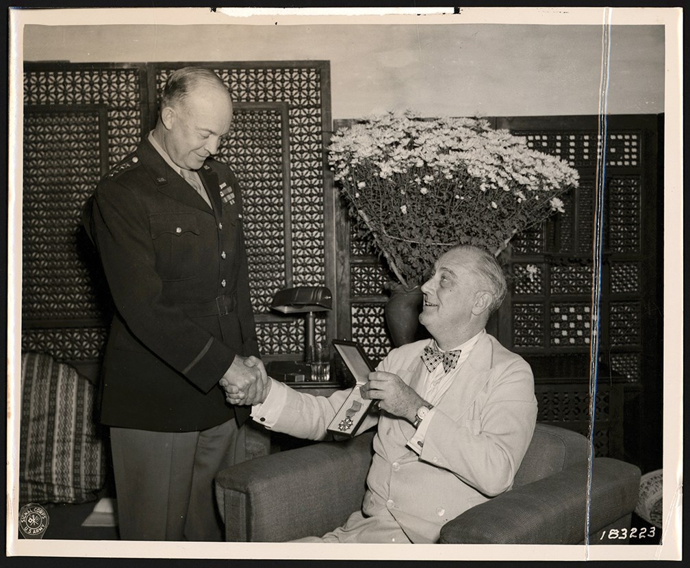 - Circa 1940s Dwight Eisenhower & Franklin Roosevelt Photo (PSA Type I)
