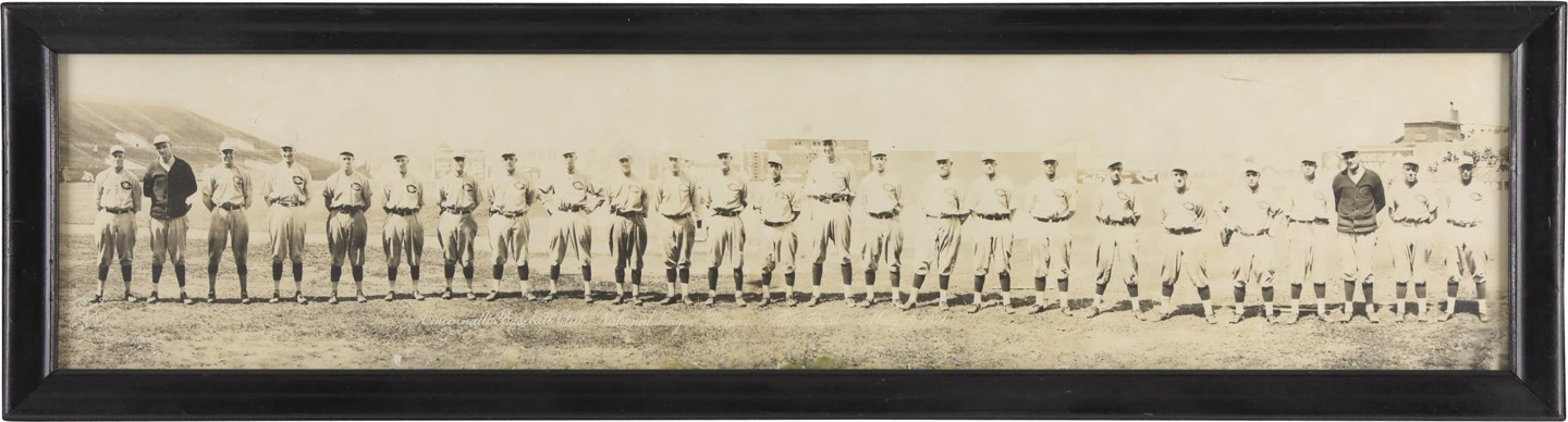 - 1921 Cincinnati Reds Panoramic Team Photograph