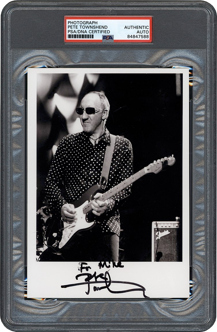 Rock And Pop Culture - Pete Townshend Signed Photograph (PSA)