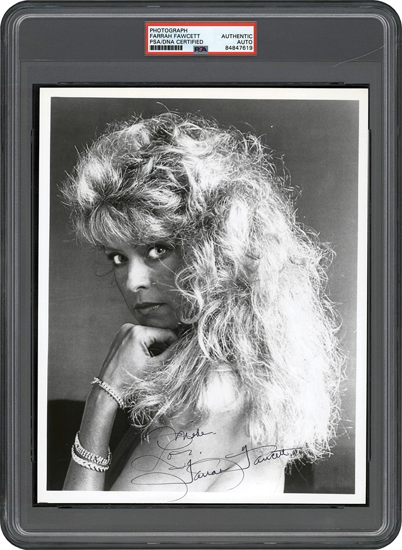 Rock And Pop Culture - Farrah Fawcett Signed Photograph (PSA)
