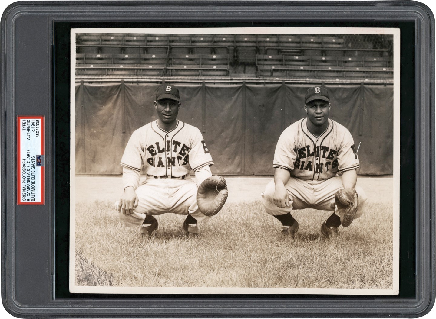 - 1941 Roy Campanella Baltimore Elite Giants Photograph (PSA Type I)