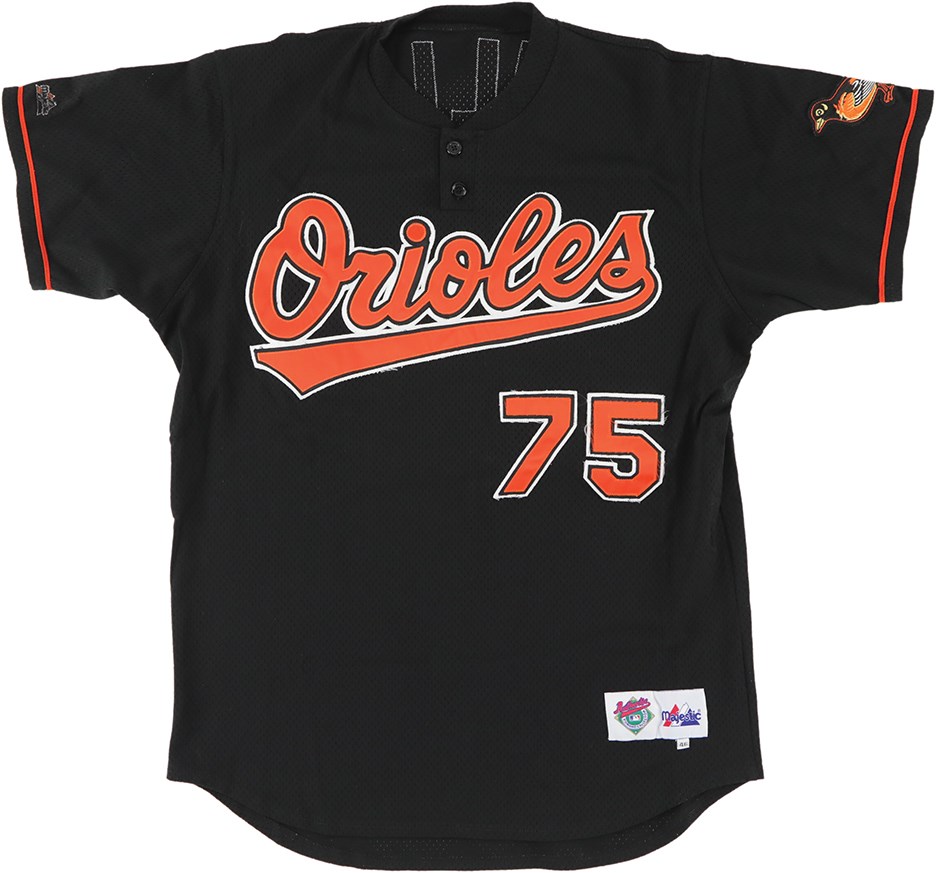 Circa 1998 Alan Mills Baltimore Orioles Game Worn Batting Practice Jersey