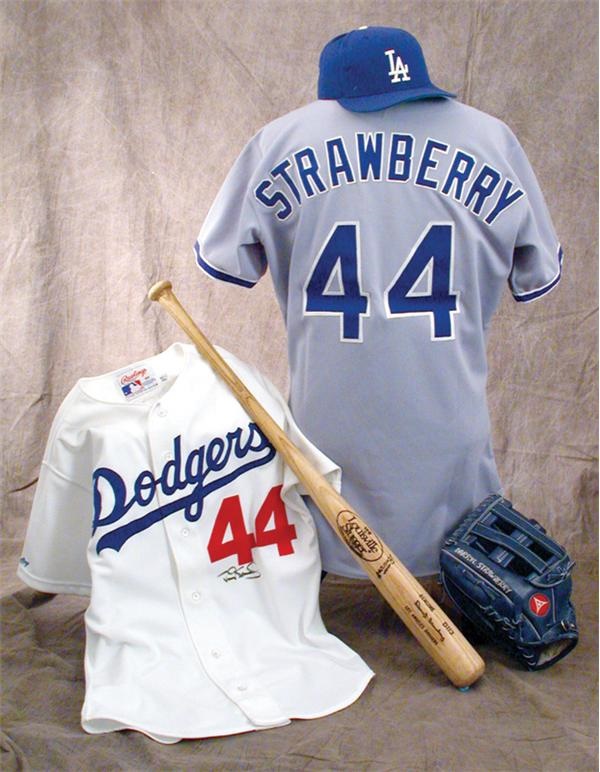 Darryl Strawberry Game Used Equipment Collection (5)