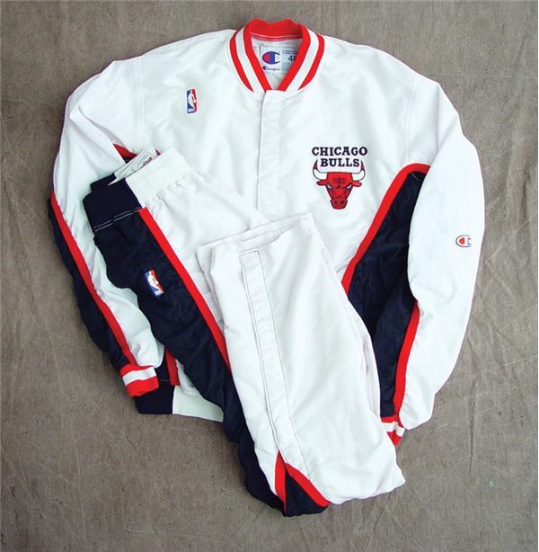 Basketball - 1995-96 Dennis Rodman Warm Up Suit