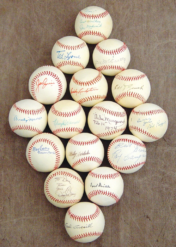 Hall of Famers Single Signed Baseball Collection (70)