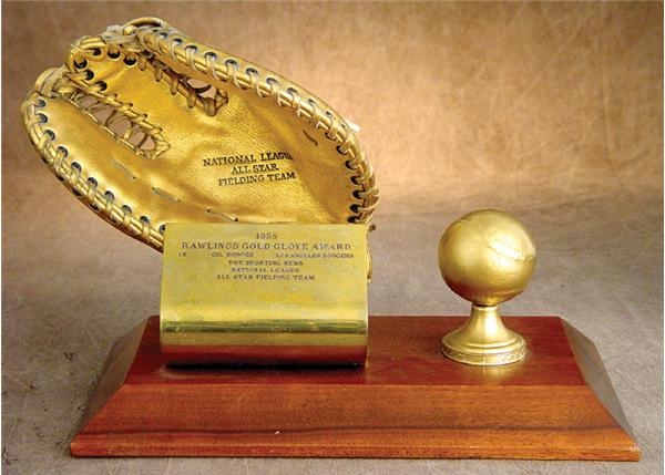 1958 Gil Hodges Gold Glove Award