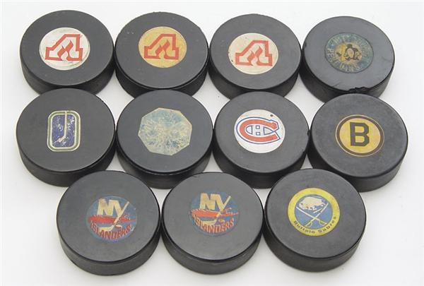 Hockey Memorabilia - 1972-74 NHL Goal Puck Collection (11)