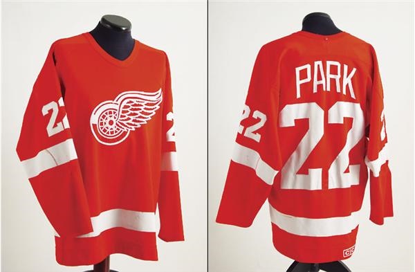 Brad Park Collection - 1984-85 Brad Park Detroit Red Wings Last Game Worn Jersey