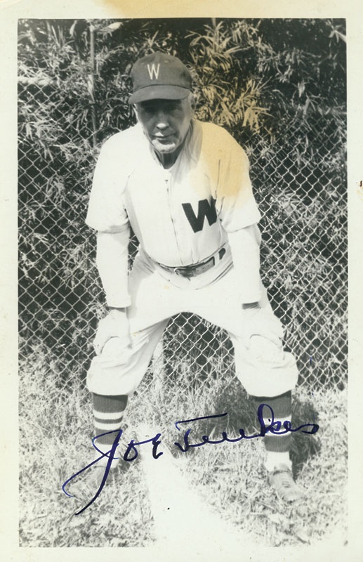 Baseball Autographs - Joe Tinker Signed Photograph (4x6")