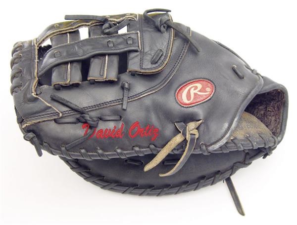 Baseball Equipment - 2003 David Ortiz Game Used Glove