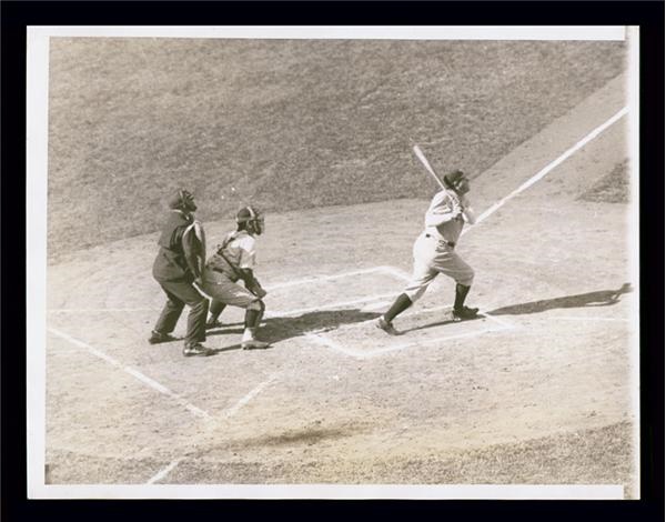 Babe Ruth - 1932 World Series Babe Ruth Home Run Wire Photo (8x10")