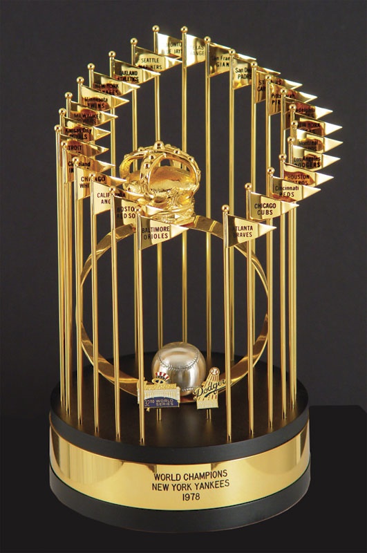 NY Yankees, Giants & Mets - 1978 New York Yankees World Series Trophy (12")