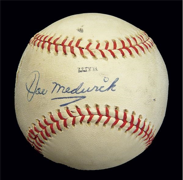 Single Signed Baseballs - Joe Medwick Singel Signed Baseball