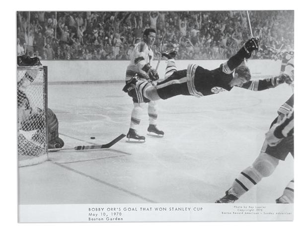Hockey Memorabilia - Bobby Orr Oversized Original Flying Goal Photo (13x10")
