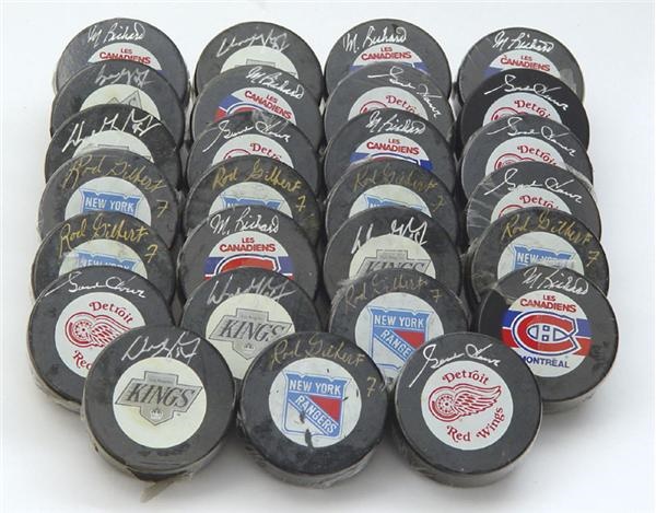 Hockey Memorabilia - Hall Of Famers Signed Hockey Puck Collection (44)