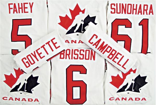 Hockey Sweaters - 1997-98 Womens National Team Regular Season White set (17)
