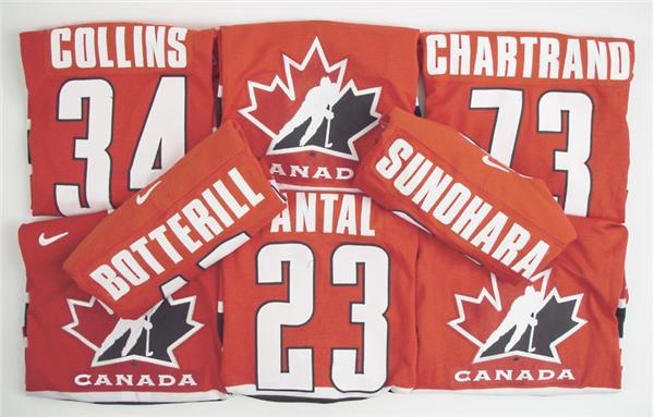 Hockey Sweaters - 2001-02 Team Canada Womens National Team Regular Season red set (25)