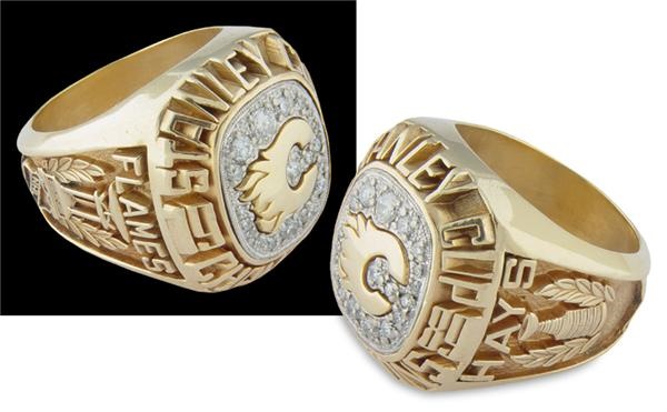 Hockey Rings and Awards - 1989 Calgary Flames Stanley Cup Championship Ring