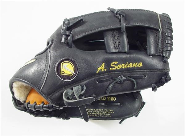 Alfonso Soriano Game Used Glove