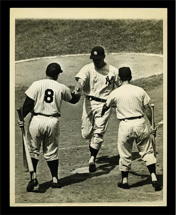 - 1956 Mickey Mantle World Series Home Run Wire Photo (7”x9”)