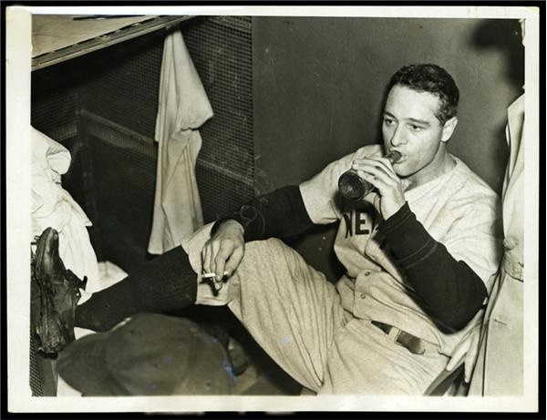 - Lou Gehrig “Toast To Victory” Wire Photo (7”x9”)