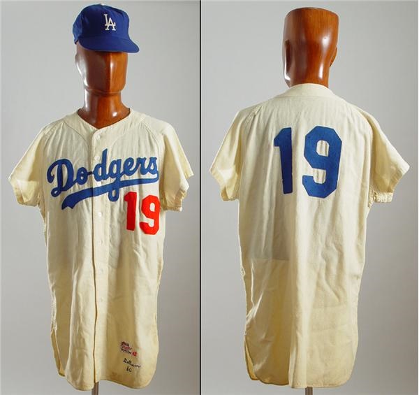 1960 Jim Gilliam Game Worn Jersey & Dodger Cap