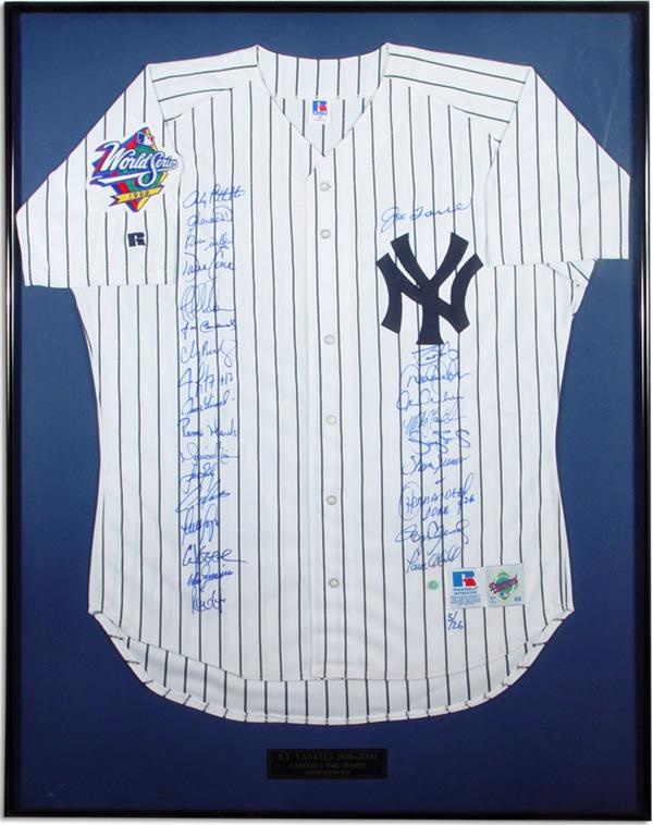 NY Yankees, Giants & Mets - 1998-2000 New York Yankees Team Signed Jersey
