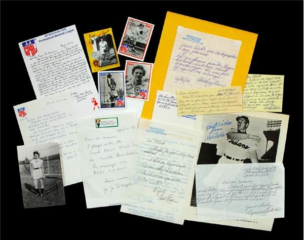 - Huge Women's Baseball Autograph Collection