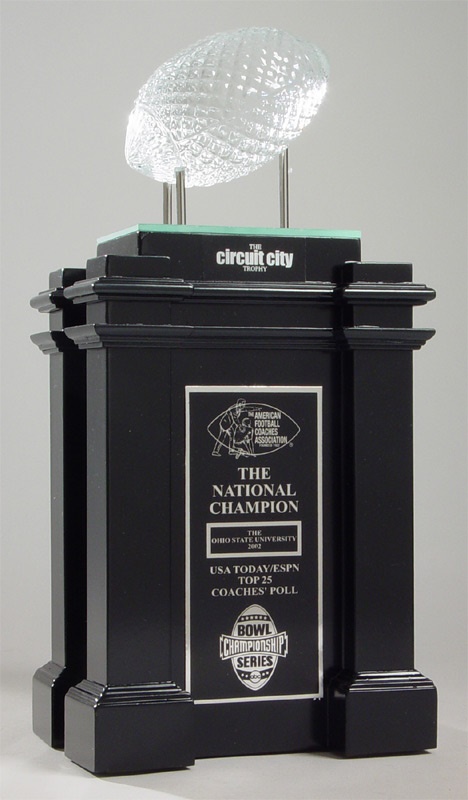 - 2002 National Champion Player's Trophy (12")