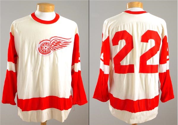 - 1968-69 CHL Fort Worth Wings Game Worn Jersey