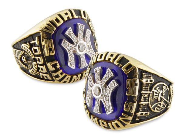 NY Yankees, Giants & Mets - 1996 Joe Torre World Series Ring (Replica)