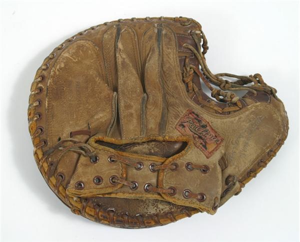 Ernie Davis - Catchers Mitt from the movie "The Natural" with LOA