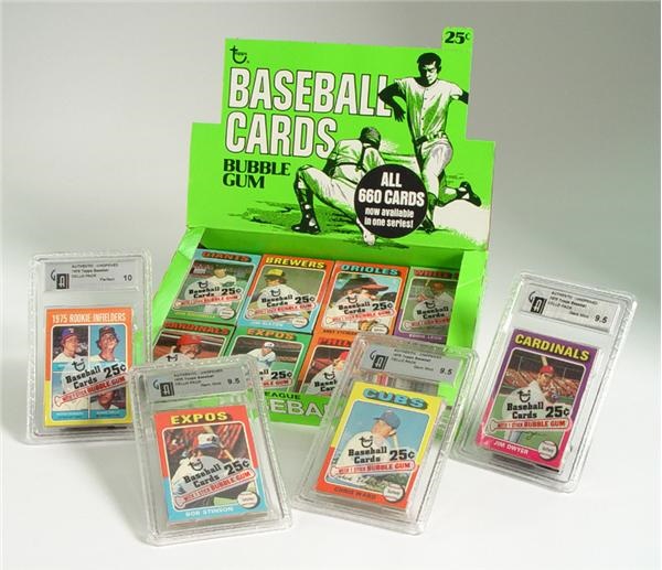 Unopened Cards - 1975 Topps Baseball Cello Box GAI 9-10
