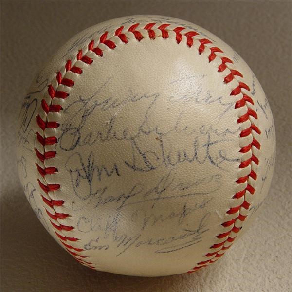 NY Yankees, Giants & Mets - 1947 New York Yankees Team Signed Baseball.