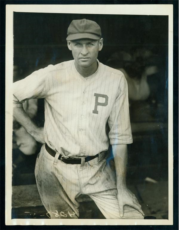Cy Williams Ties Babe Ruth Wire Photos (2)