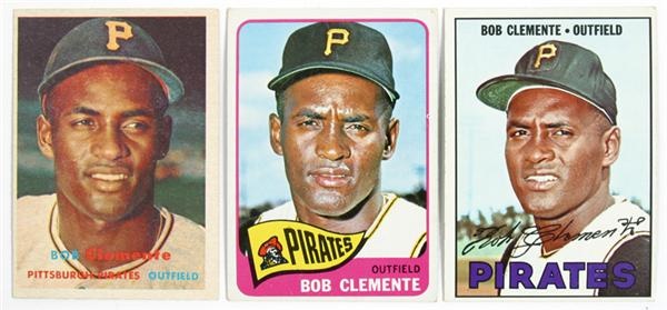 Roberto Clemente Card Collection (3)