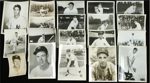 January 2005 Internet Auction - 1950's NY Yankees Press Photos (19)