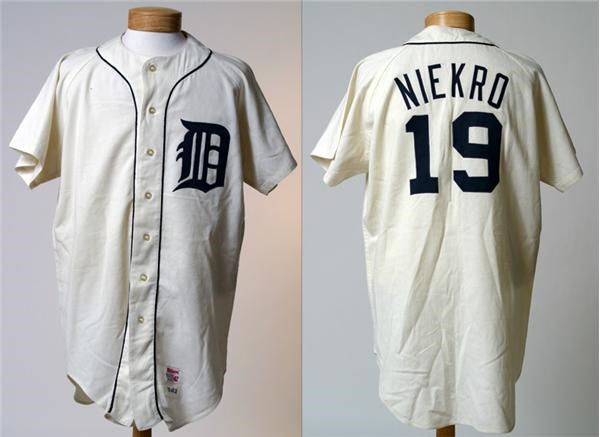 Baseball Jerseys - 1971 Joe Niekro Game Worn Tigers Jersey