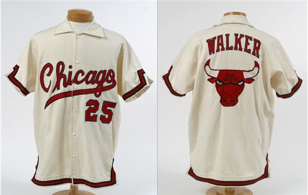 Chet Walker Chicago Bulls Warm-up Jacket